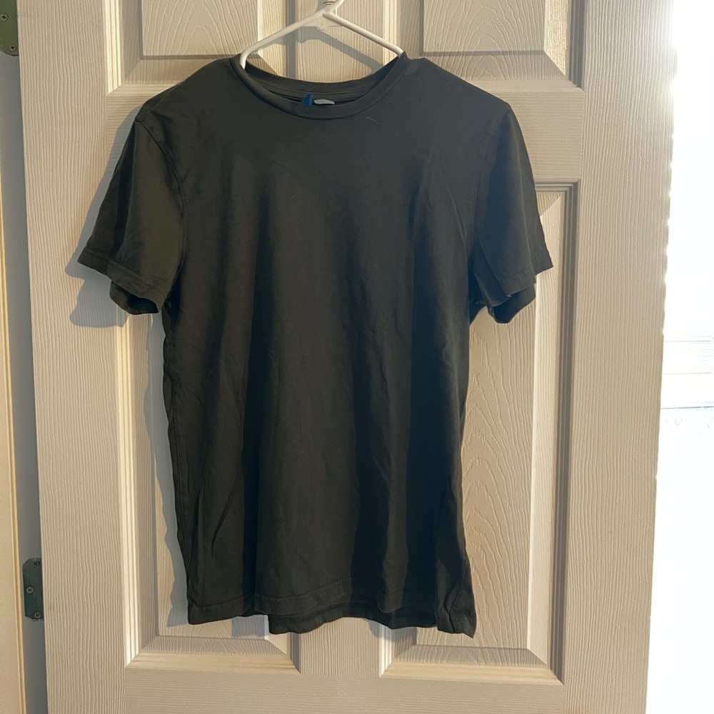 H&M - Dark Green Short Sleeve - Small